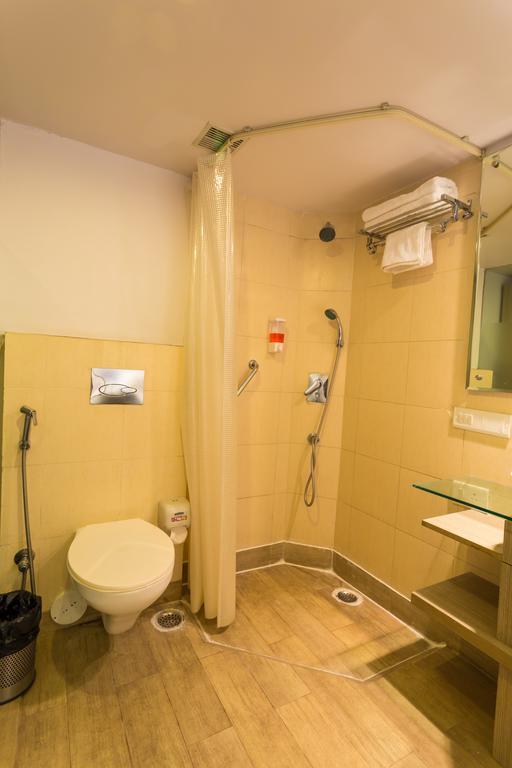 Vishakhapatnam, Dwarka Nagar Ξενοδοχείο Βιζαχαπατνάμ Εξωτερικό φωτογραφία